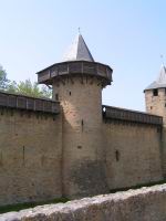 Carcassonne - 34 - Tour des Casernes.jpg