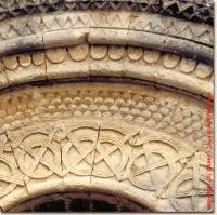 France,_Charente-Maritime,_Rioux,_Eglise_romane,_Fenetre_sud